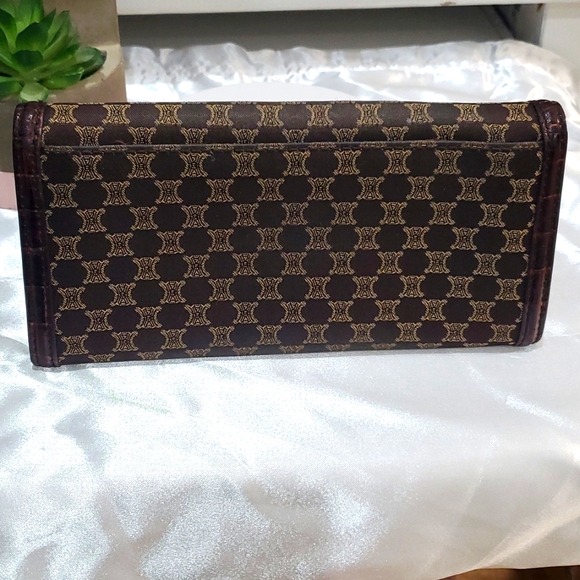 🇮🇹Celine Canvas/Crocodile Leather Long Wallet 🤎🤎🤎 - Picture 2 of 16